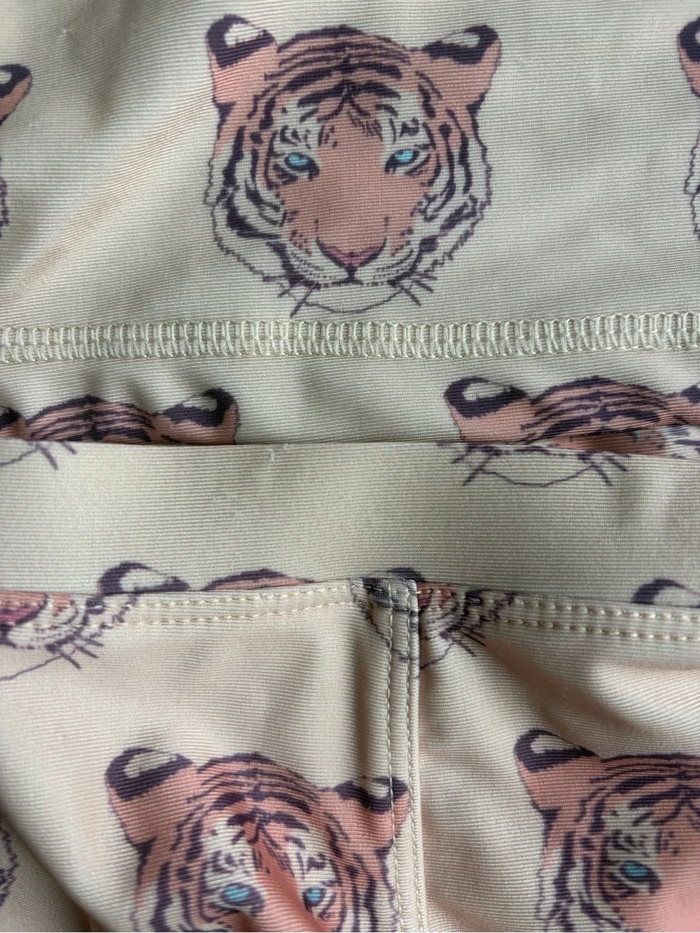 kate quinn Tiger Print Kids Rashguard Swim Set